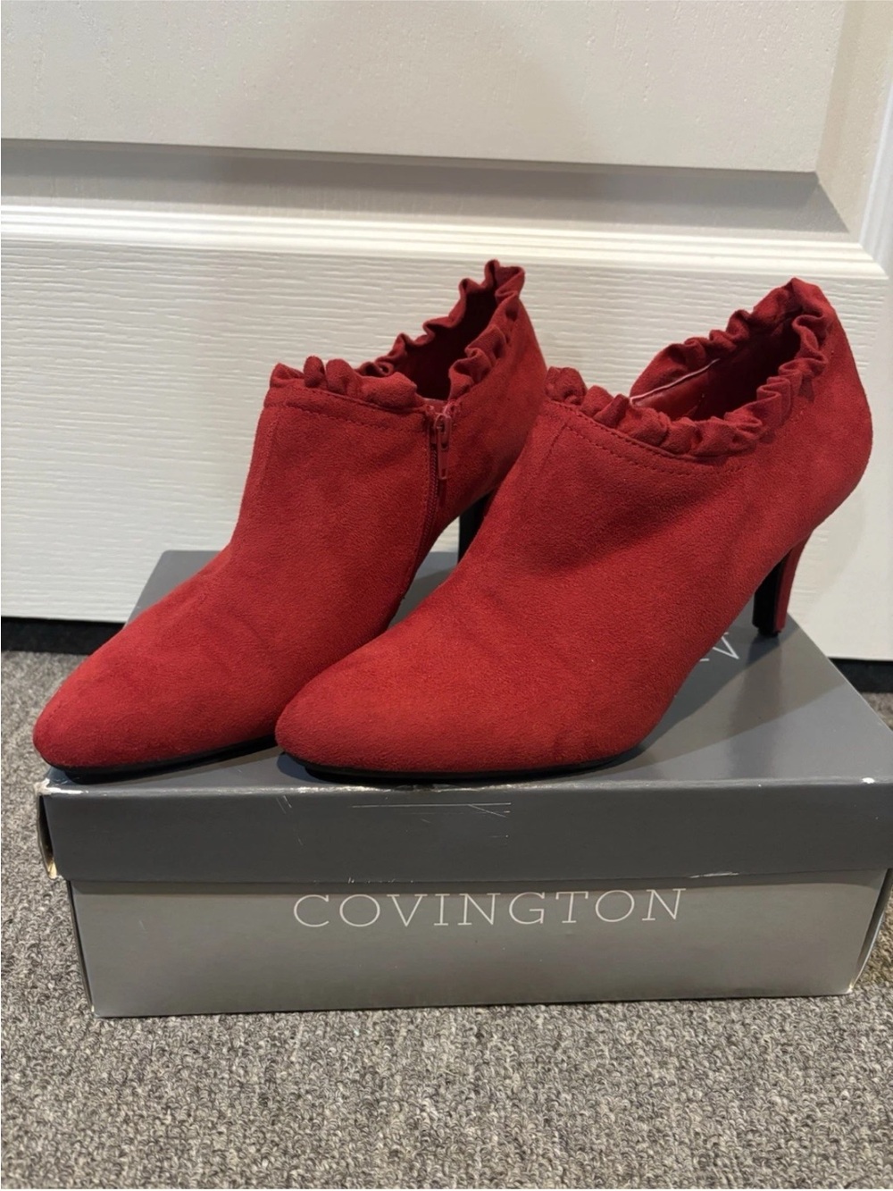 Covington Flapper Red Suede Ruffle Heeled Booties 8.5